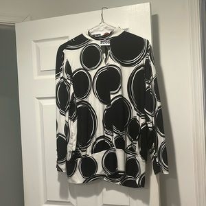 Black & white blouse